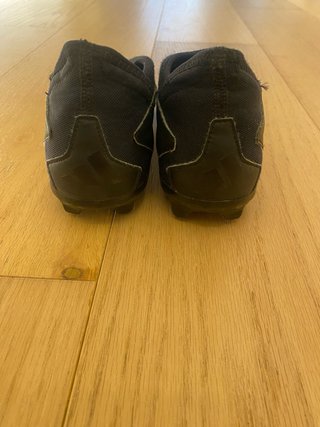 Botas de fútbol Adidas Predator Negras talla 36