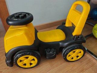 Correpasillos Molto Amarillo