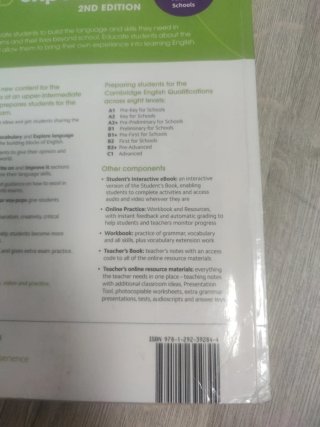 Libro inglés Gold experience B2