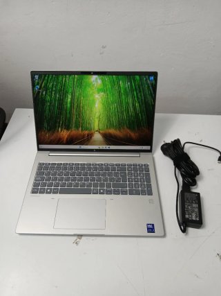 Portátil HP EliteBook 6 G1i Profesional 16