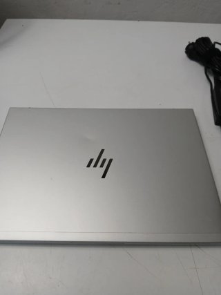 Portátil HP EliteBook 6 G1i Profesional 16