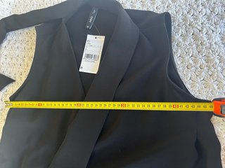Vestido de fiesta negro elegante