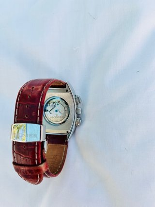 Reloj Elegante Tufina