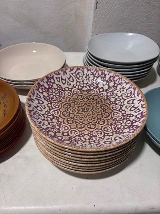 Surtido Platos Cerámica y Porcelana