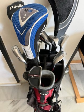 Bolsa de palos de golf PING roja