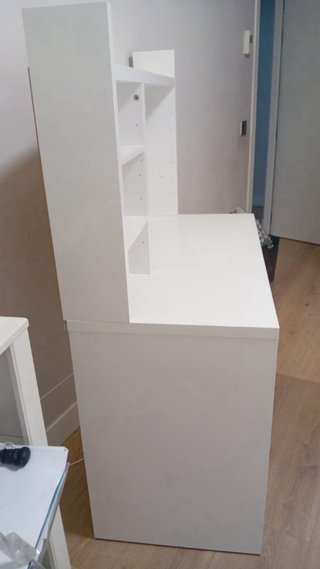 Scrivania per bambini in legno bianco
