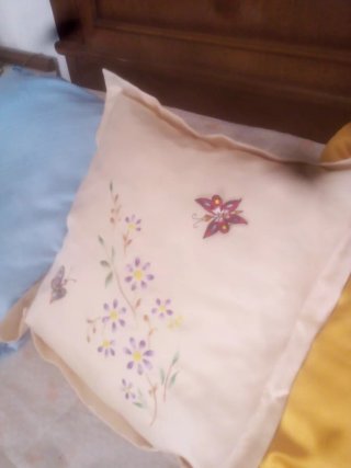 Lote 3 cojines satinados