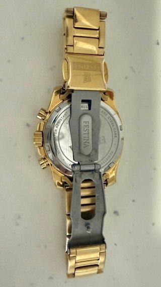 Reloj Festina Dorado