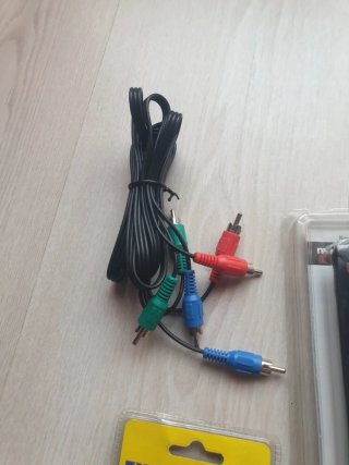 Pacchetto cavi RCA, HDMI e telecomando TV