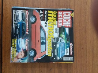 Vendo cinco revistas antiguas de Coche actual