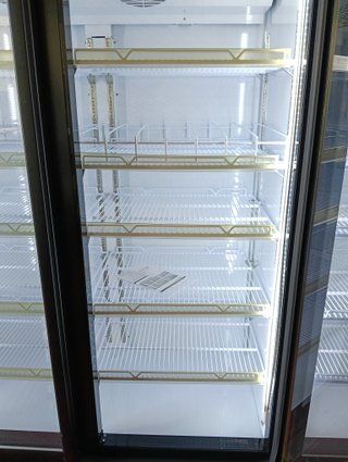 Nevera expositora doble puerta cristal