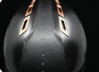 Casco de esquí Aurak Falcon Carbono y Cuero