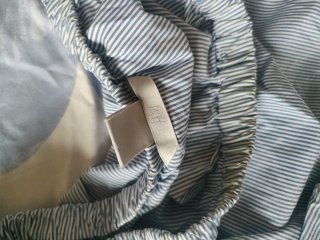 Camisa H&M hombros descubiertos talla L XL