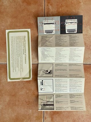 Máquina de Escribir Olivetti Lettera 25
