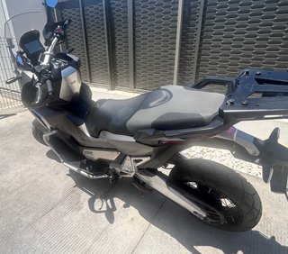 Honda X ADV 750 Gris