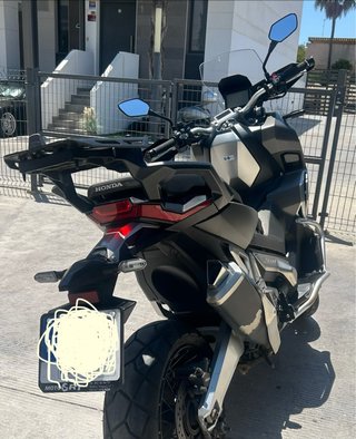 Honda X ADV 750 Gris