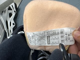 Patines en línea grises y negros + protecciones