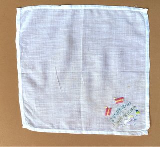 Pañuelo antiguo bordado Souvenir de  Cartagena