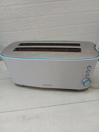 Tostadora blanca 1350 w Cecotec
