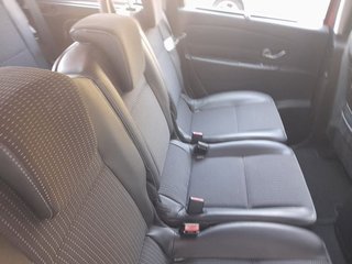 Renault Grand Scénic BOSE Energy TCe 130 7p · Gasolina ·