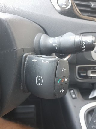Renault Grand Scénic BOSE Energy TCe 130 7p · Gasolina ·
