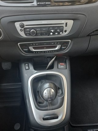 Renault Grand Scénic BOSE Energy TCe 130 7p · Gasolina ·