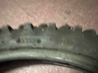 Neumático Enduro 80/100-21
