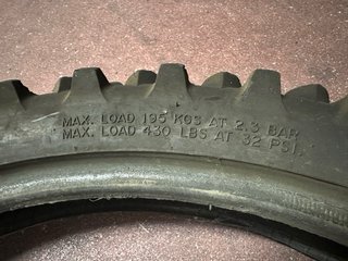 Neumático Enduro 80/100-21