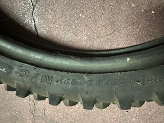 Neumático Enduro 80/100-21