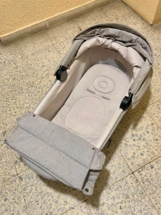 Capazo/Cuna Bebé Inglesina Aptica Duo Gris