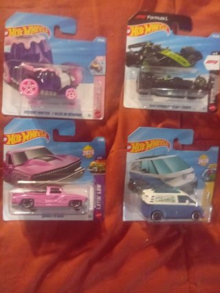 Lote 4 coches Hot Wheels