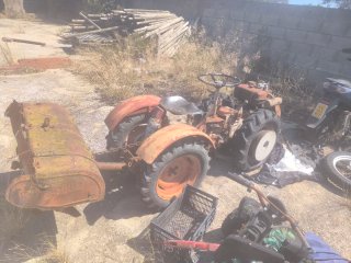 Tractor Pascualin, parado ace 3 años, funcionando.