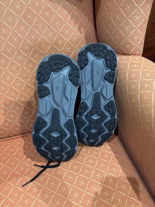 Zapatillas Hoka Unisex Negras y Grises