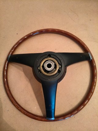 Volante OEM BMW Madera E9 E3 NOS