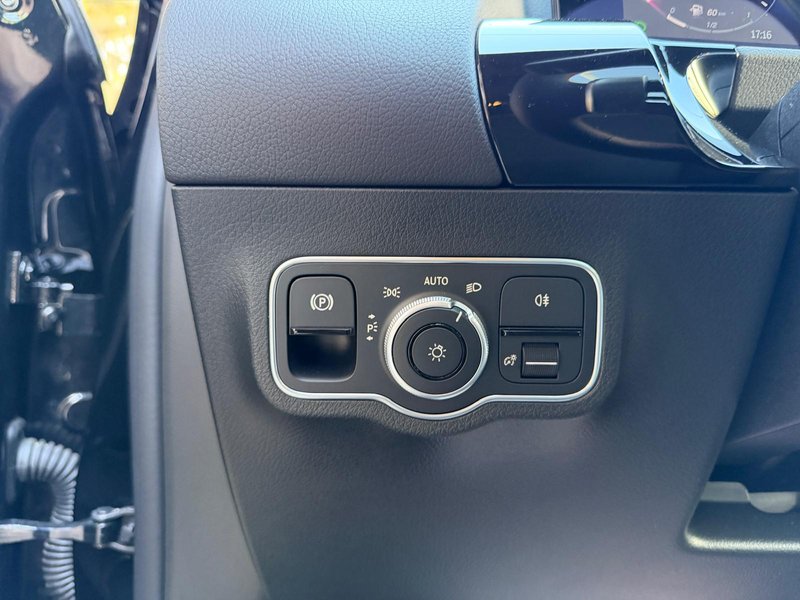 Mercedes-Benz GLA 2025, foto 19