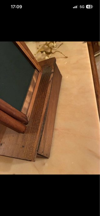 Specchio da tavolo in legno con cassetto
