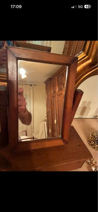 Specchio da tavolo in legno con cassetto