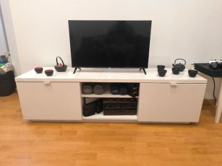 Mueble TV Blanco y Negro Ikea