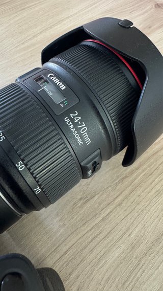 Canon EOS R6 + Lente 24-70mm f/2.8L II