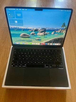 MacBook Air 13 M2 256GB