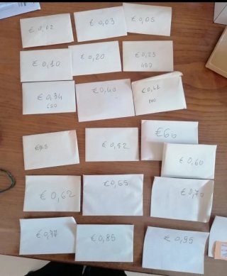 Scatola francobolli con scrigno