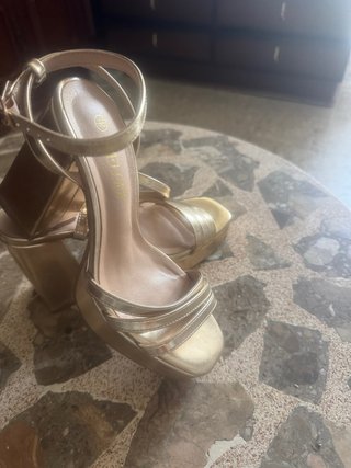Zapatos de fiesta dorados plataforma talla 38