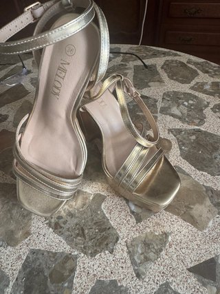 Zapatos de fiesta dorados plataforma talla 38