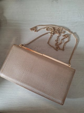Bolso de mano Parfois dorado