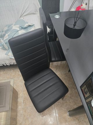 Mesa cristal negra y 6 sillas