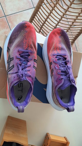 Zapatillas de running Asics Megablast – Talla 44