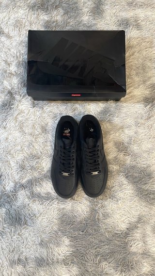 Nike Air Force 1 Low Supreme Black 43