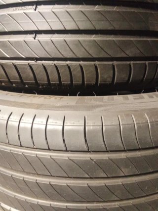 4 Neumáticos Michelin215/55R17 94V
