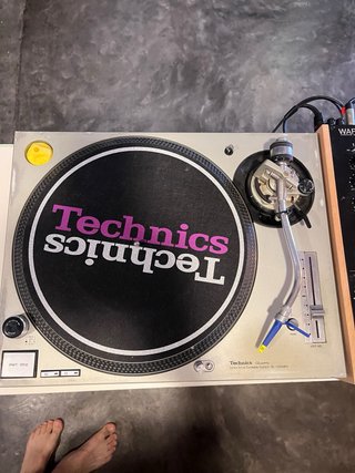 Technics SL-1200 MK5 y SL-1210 MK2