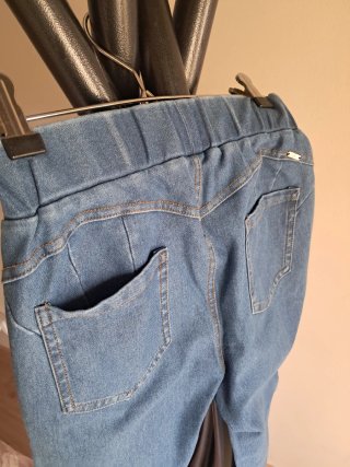 Calças ganga estilo legging tam M